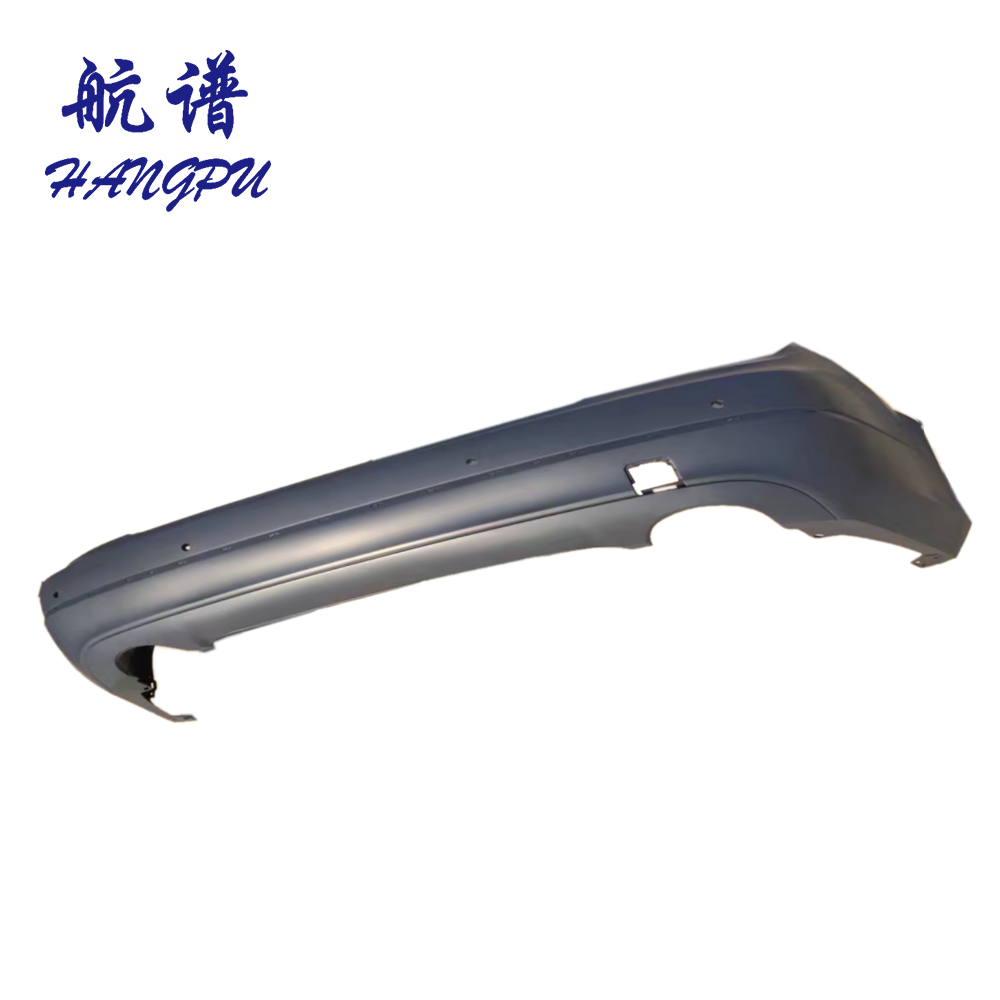 适用于奔驰C级W204后保险杠 A2048808940