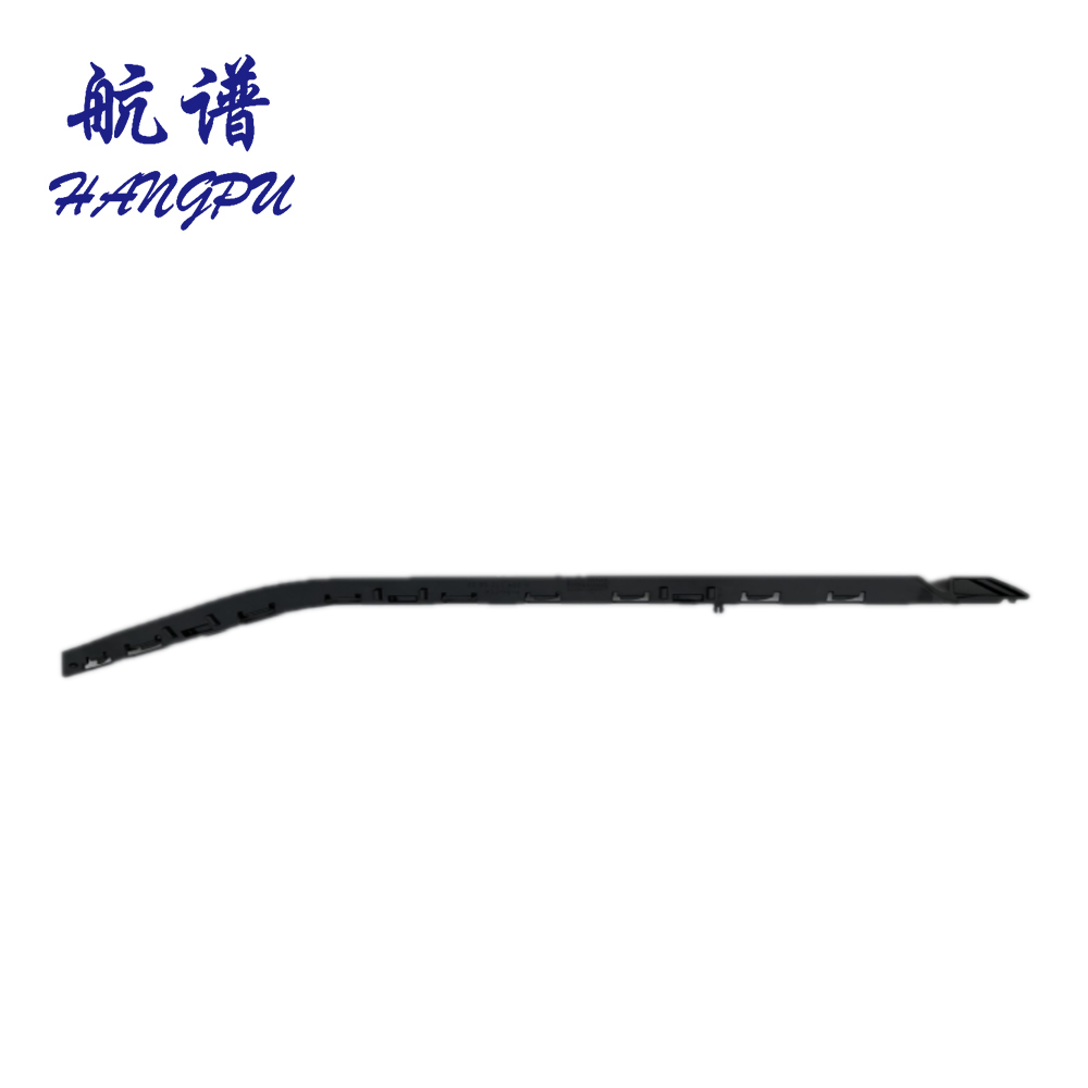 适用于奔驰C级W204后保险杠导向件 右 A2048800830